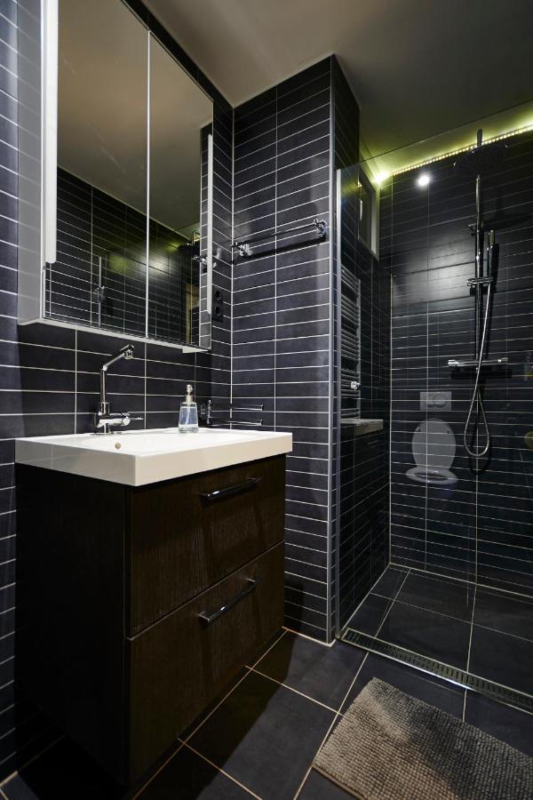 Central Location Yellow-Black Apartment 布达佩斯 外观 照片